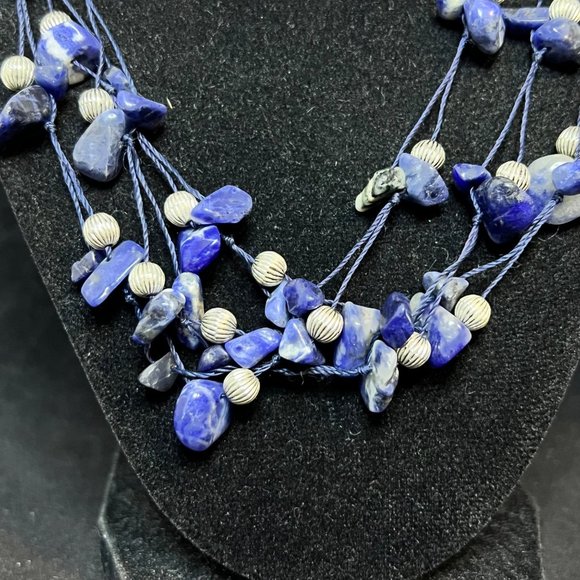 Vintage Avon Blue Sodalite Nugget Strung Bead Necklace 20" Signed (3740) - Picture 2 of 7